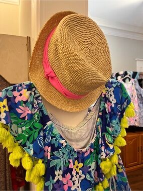 Lilly Pulitzer Womens Poolside Raffia Hat with Hot Pink Band 20” interior band